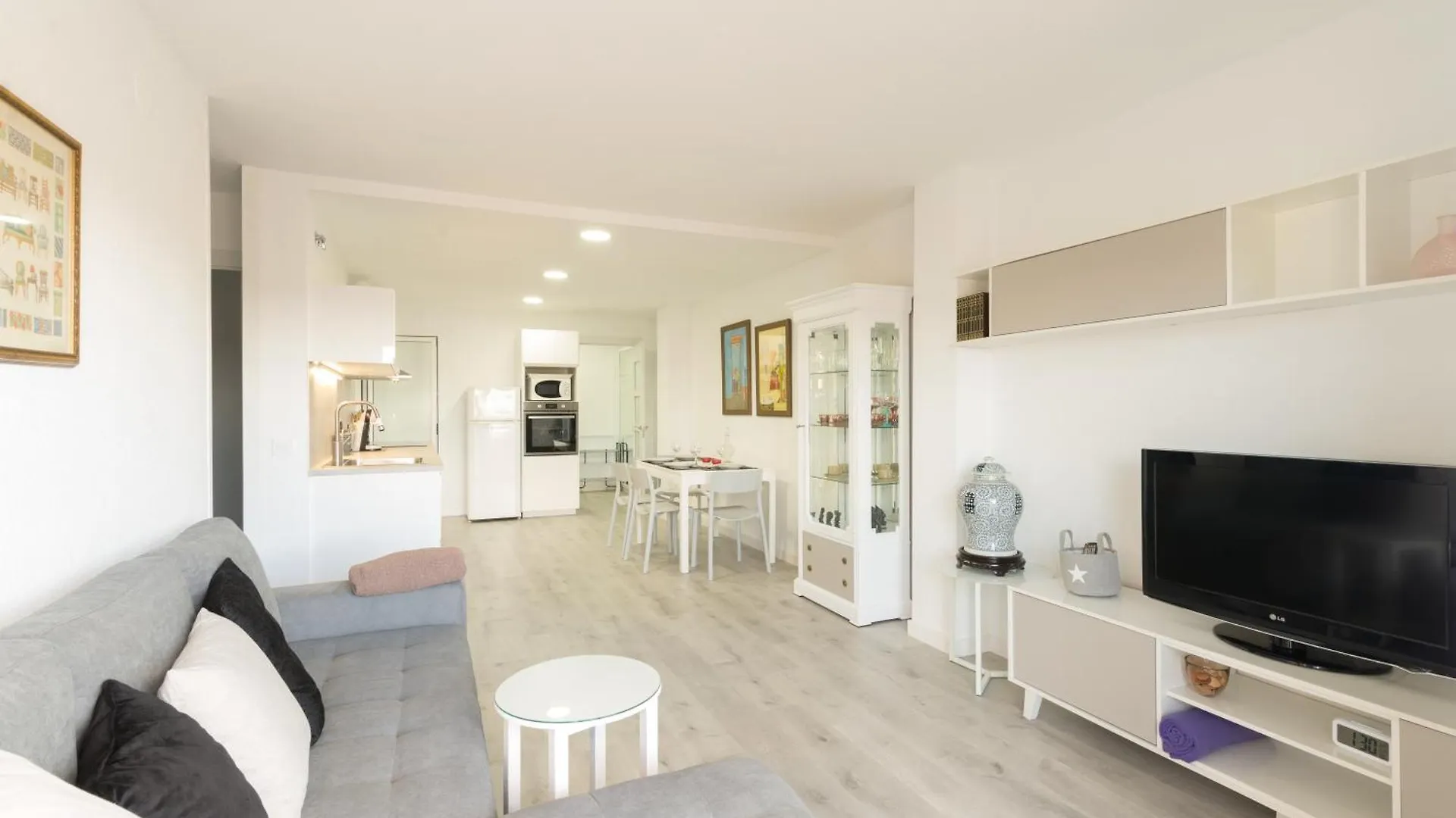 Quimanna Calafell Beach contacts